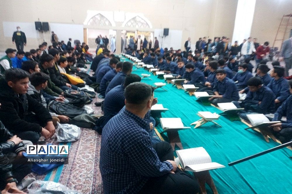 جشن تکلیف عبادی ویژه دانش‌آموزان پسر پایه نهم شهرستان پیشوا