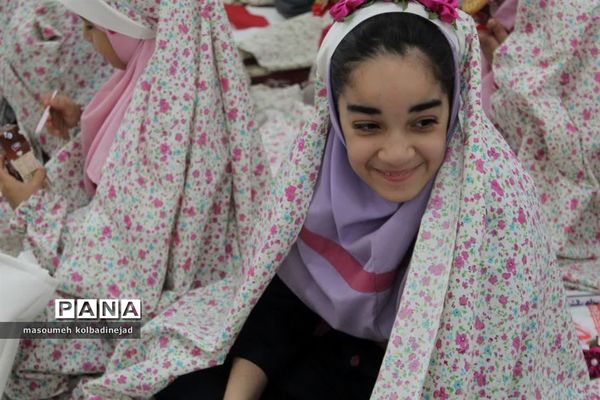 جشن تکلیف دختران در گلوگاه