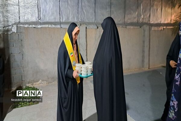 اعتکاف دانش‌آموزان در تنگستان و گناوه