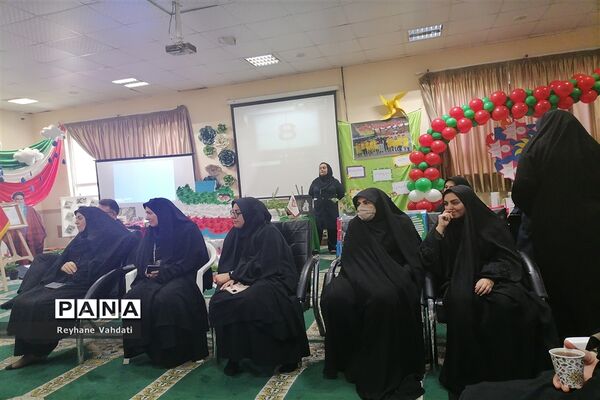 جشنواره تجربه گردانی مدیران مدارس ناحیه دو با عنوان الف تا ی