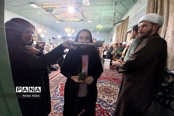 اعتکاف دانش‌آموزی در فاروج