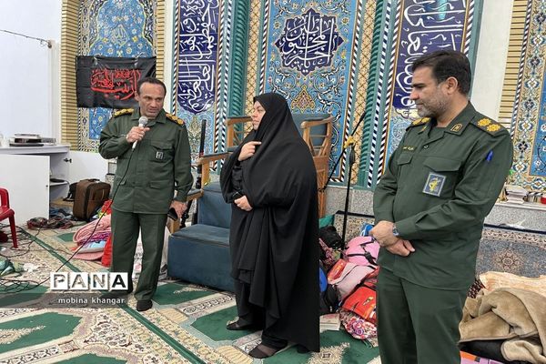 اعتکاف دانش‌آموزان در بوشهر