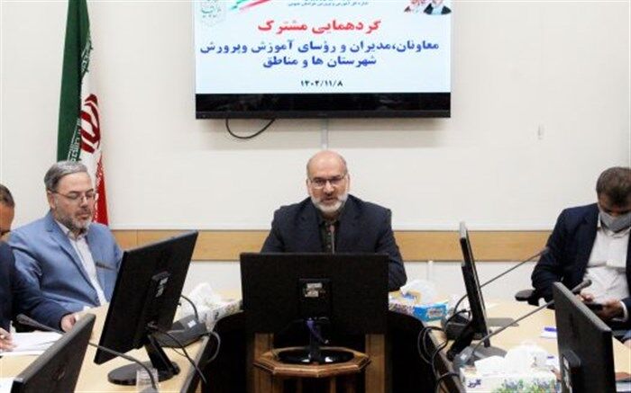 اعزام ۳۰۰ دانش آموز پسر به اردوهای راهیان نور