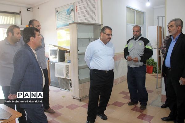 بازدید مسئولان آموزش و پرورش استان بوشهر از ساختمان جدید سازمان دانش‌آموزی استان