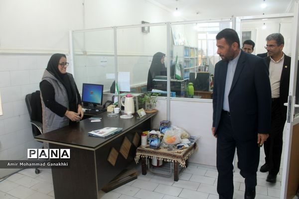 بازدید مسئولان آموزش و پرورش استان بوشهر از ساختمان جدید سازمان دانش‌آموزی استان