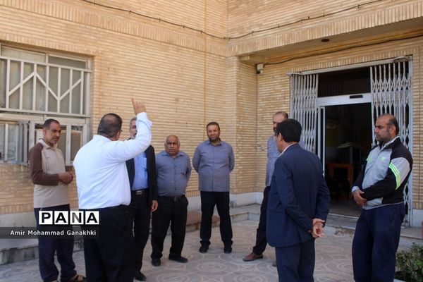 بازدید مسئولان آموزش و پرورش استان بوشهر از ساختمان جدید سازمان دانش‌آموزی استان