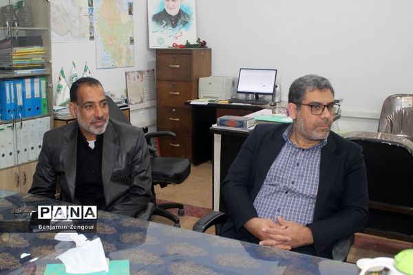 جلسه هم اندیشی سازمان دانش‌آموزی استان بوشهر با اداره نهضت سوادآموزی استان