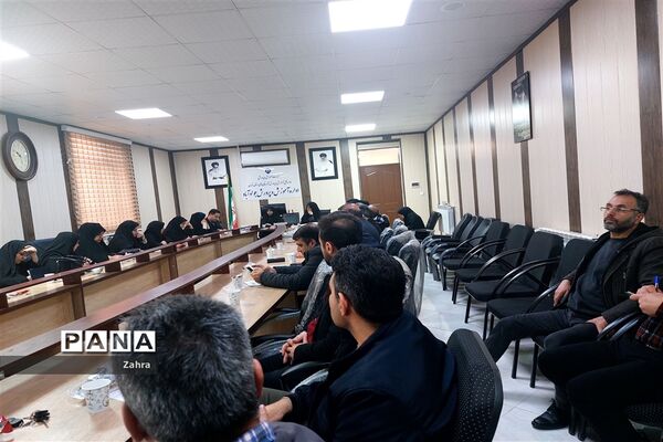 جلسه کیفیت بخشی مدیران ابتدایی جوادآباد