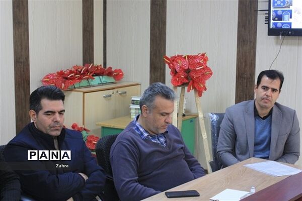 جلسه کیفیت بخشی مدیران ابتدایی جوادآباد