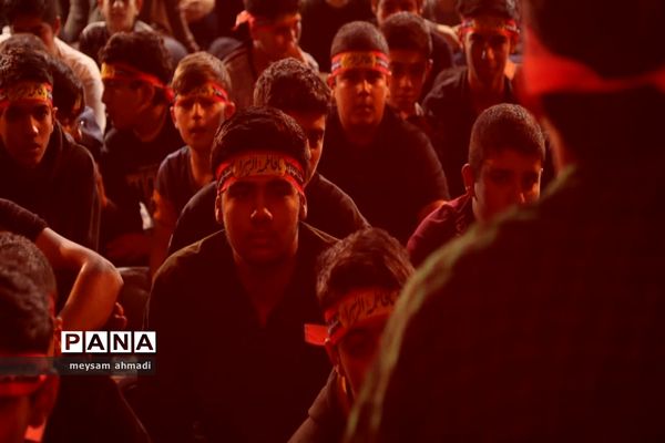 اعتکاف دانش‌آموزی در یزد