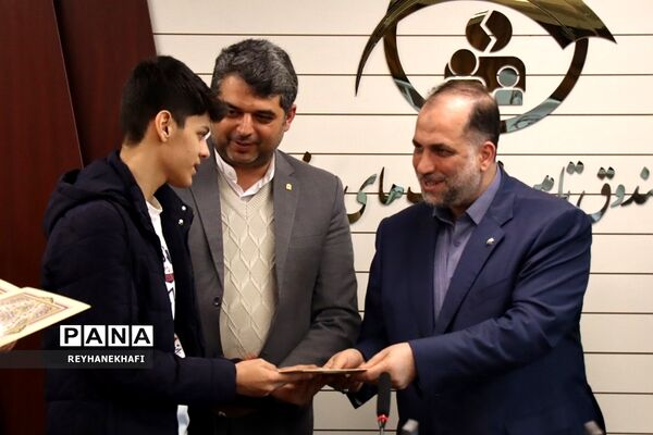 مراسم تجلیل از برگزیدگان پویش «بیمــه شــرط عقــل است» در ساختمان صندوق تامین خسارت‌های بدنی
