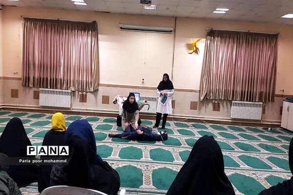 کارگاه  اصلاح ساختارقامتی واصلاح حرکتی در دبستان کوثر