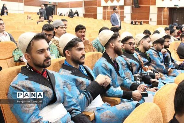 جشنواره اقوام دانشجو معلمان سراسر کشور در بوشهر