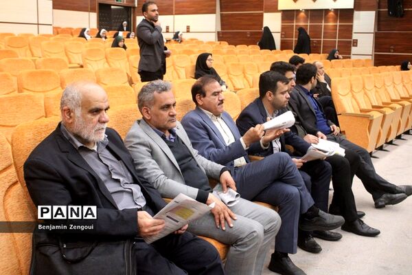 جشنواره اقوام دانشجو معلمان سراسر کشور در بوشهر