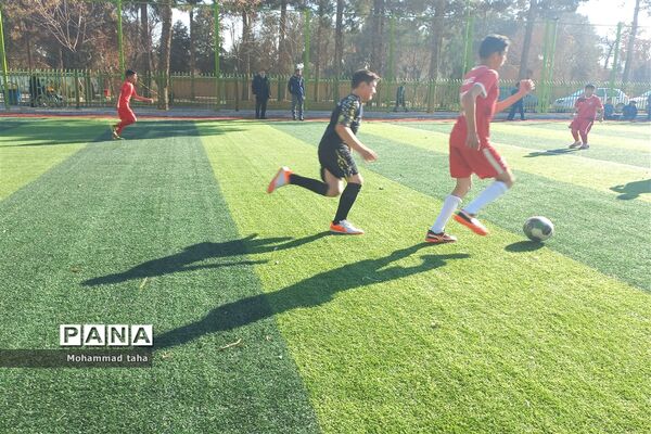 مسابقات فوتبال بین مدارس ابتدایی جوادآباد