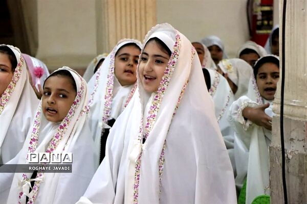 جشن تکلیف آموزشگاه عرفان ناحیه یک بهارستان