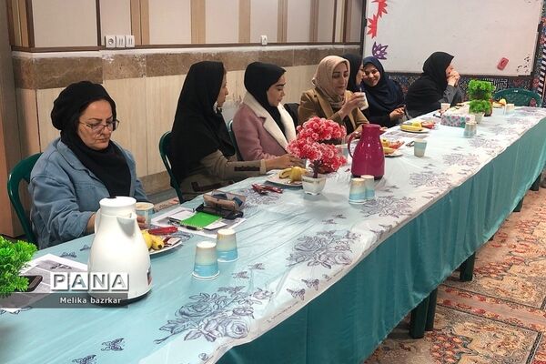 برگزاری دوره آموزشی الگوی سوم زن مسلمان در ناحیه دو شهرری