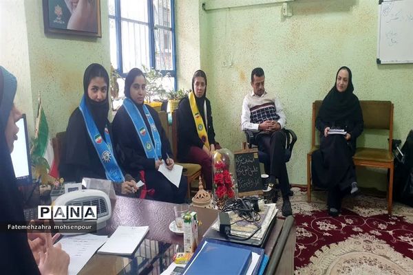 انتخابات مرکزی مجلس دانش‌آموزی و جلسه شورای دانش‌آموزی در کانون فرهنگی تربیتی رضوان