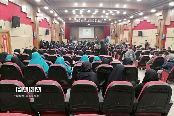 اولین یادواره ۹۴ شهید دانش‌آموز و ۱۳شهید فرهنگی شهرستان شهریار