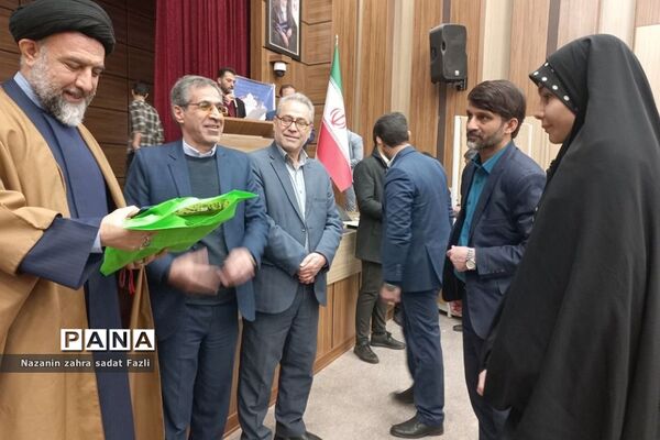 اولین یادواره ۹۴ شهید دانش‌آموز و ۱۳شهید فرهنگی شهرستان شهریار