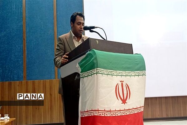 حضور  مشاور اجرایی وزیر آموزش و پرورش در بندرخمیر