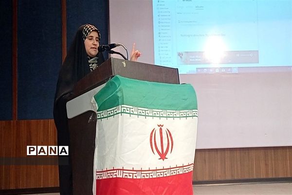 حضور  مشاور اجرایی وزیر آموزش و پرورش در بندرخمیر