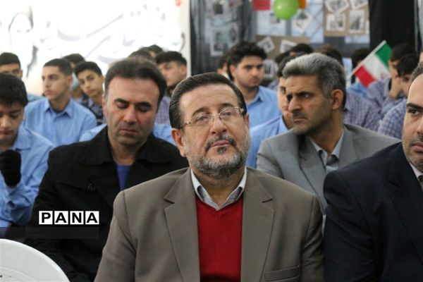 زنگ انقلاب در دبیرستان 15 خرداد ساری