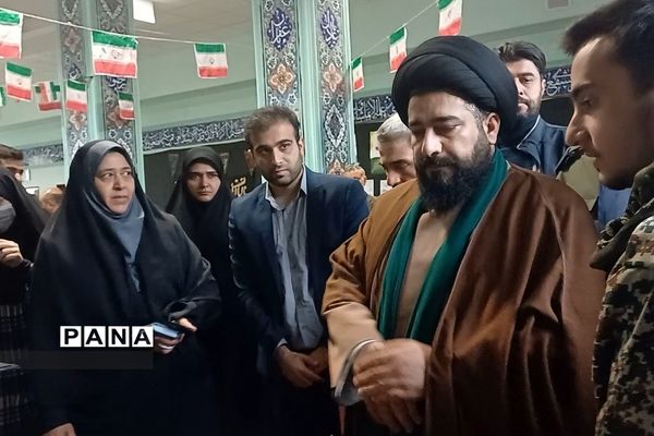 نواخته شدن زنگ انقلاب در رودهن