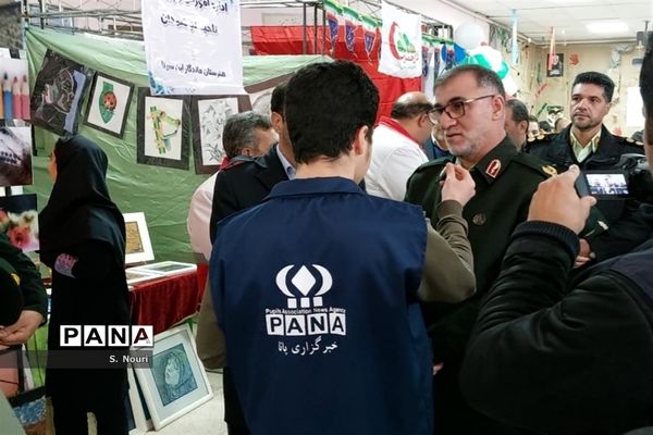 آیین گلبانگ انقلاب اسلامی در مدارس همدان