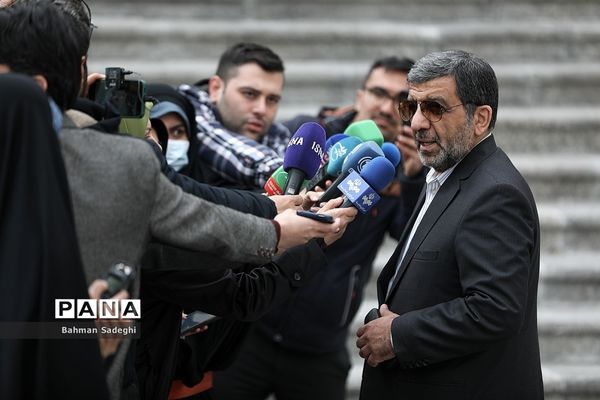 حاشیه جلسه هیات دولت - ۱۱ بهمن