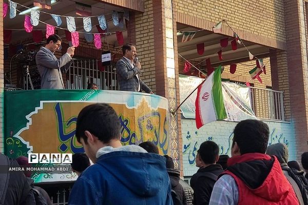 نواخته شدن زنگ انقلاب در مدارس منطقه کهریزک