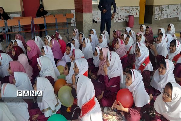 نواخته شدن زنگ انقلاب در مدارس سیریک