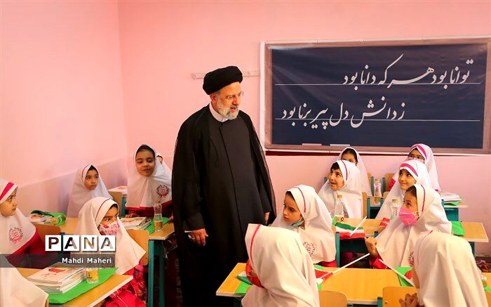 بهره‌برداری از ۲۰۰ مدرسه و هوشمندسازی ۳۰۲ کلاس درس در سفر رئیس جمهوری به هرمزگان