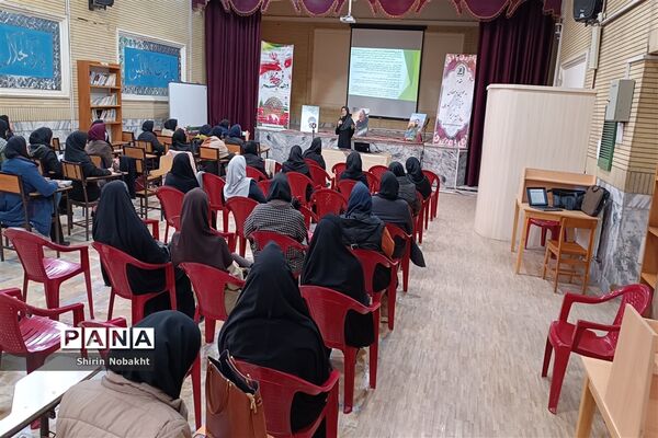 کارگاه آموزشی تجربه اقدام پژوهی برتر در ناحیه ۶ مشهد