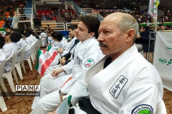 جنگ شادی ویژه برنامه‌ دهه‌ فجر انقلاب اسلامی در مشهد