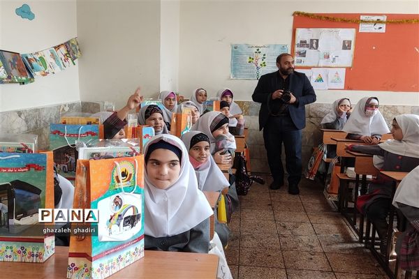 اجرای آخرین مرحله‌ طرح فرهنگ شهروندی اتوبوسرانی مشهد در دبستان شهیدان فاضل الحسینی