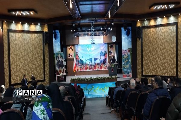 همایش تجلیل از افتخار آفرینان کنکور سراسری سال ۱۴۰۲