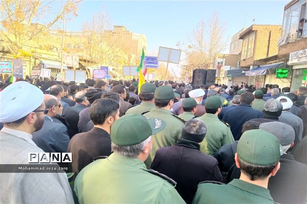 جشن سالروز ورود حضرت امام خمینی ره به میهن و گلبانگ انقلاب در کاشمر