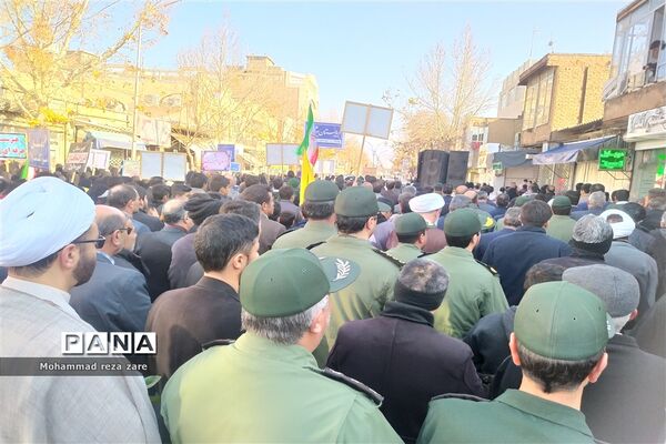 جشن سالروز ورود حضرت امام خمینی ره به میهن و گلبانگ انقلاب در کاشمر