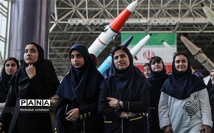 ایجاد و افزایش عزت نفس ملی از مهم‌ترین آثار دستاوردهای انقلاب بر رویه آموزش و پرورش است