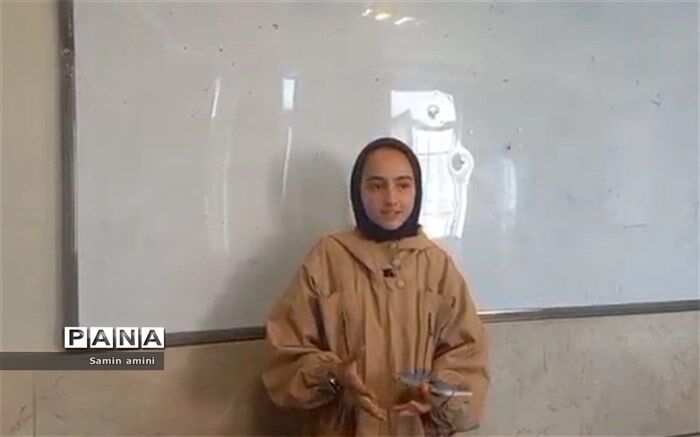 نگاه دانش‌آموزان دختر رودهن به جایگاه زن در جامعه/فیلم