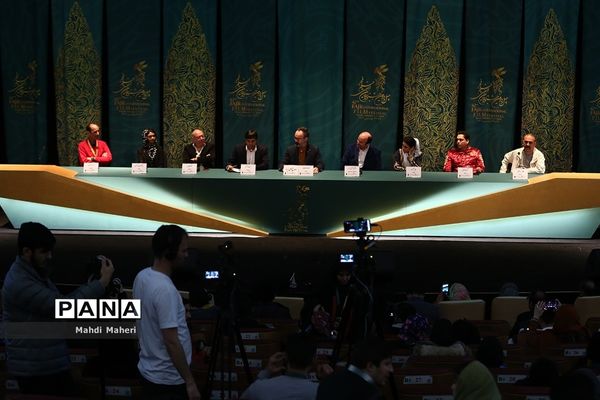 نخستین روز چهل و دومین جشنواره بین المللی فیلم فجر