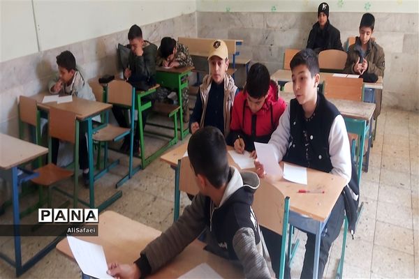 کارگاه آموزش عملی خبرنویسی  انجمن خبرنگاری کانون سلمان خلیل آباد