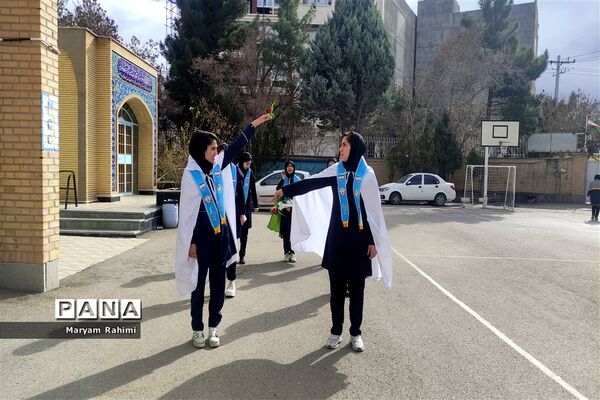 آموزش مهارت‌های پیشتازان سازمان دانش آموزی بجنورد
