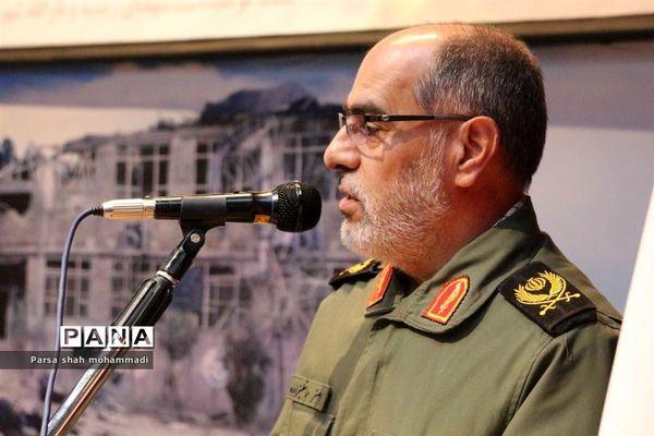 همایش نیمکت‌های سوخته