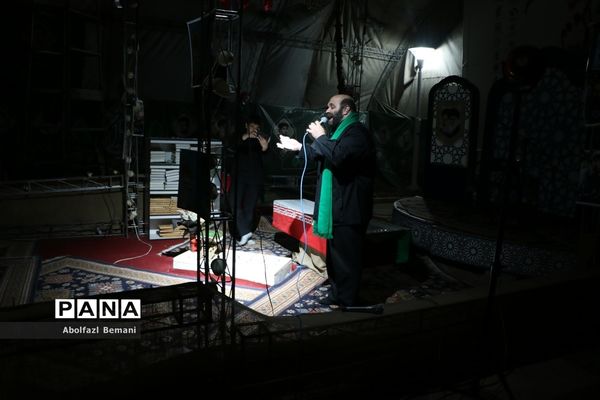 مراسمی در جوار مزار شهید گمنام بوستان شهدای آذر قم