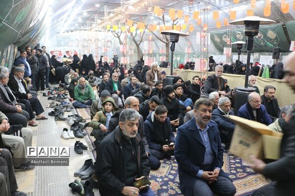 مراسمی در جوار مزار شهید گمنام بوستان شهدای آذر قم