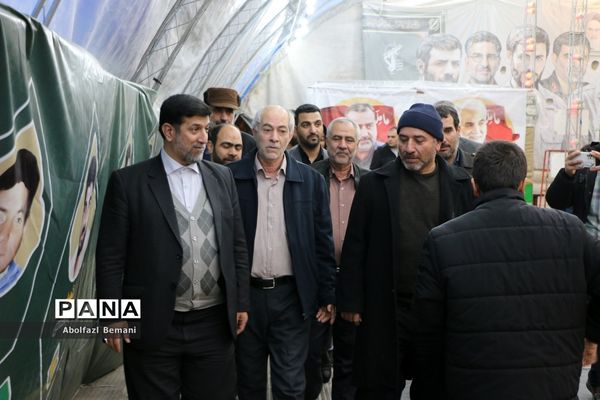 مراسمی در جوار مزار شهید گمنام بوستان شهدای آذر قم