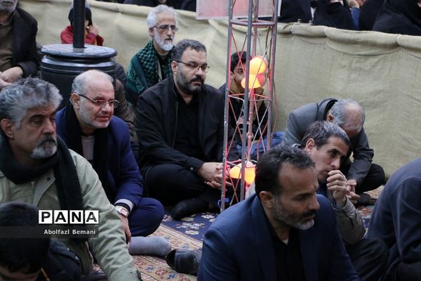 مراسمی در جوار مزار شهید گمنام بوستان شهدای آذر قم