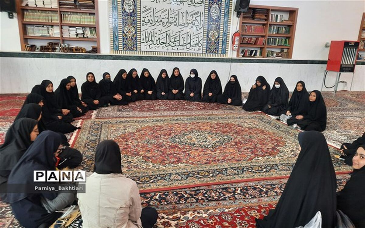 برگزاری مسابقات قرآن عترت و نماز دانش‌آموزی در تربت جام/فیلم